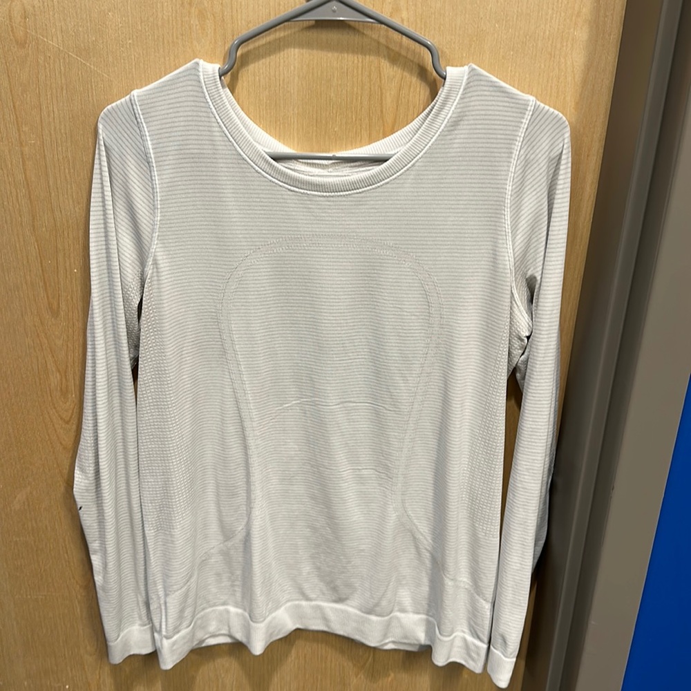 lululemon longsleeve